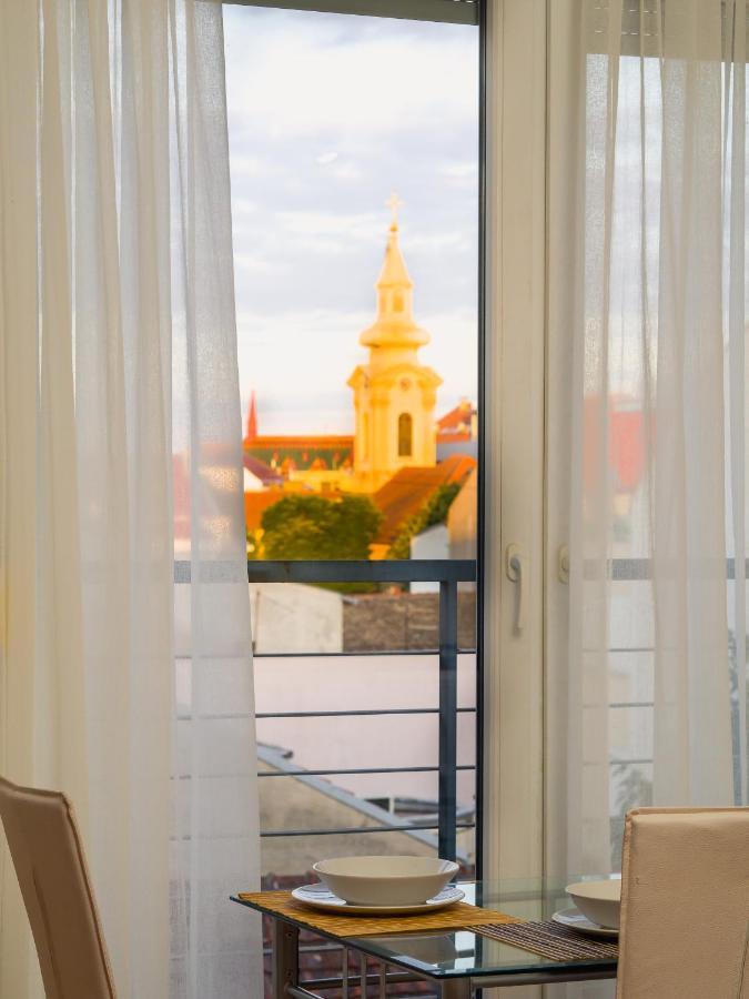 Apartments Neo Novi Sad Esterno foto